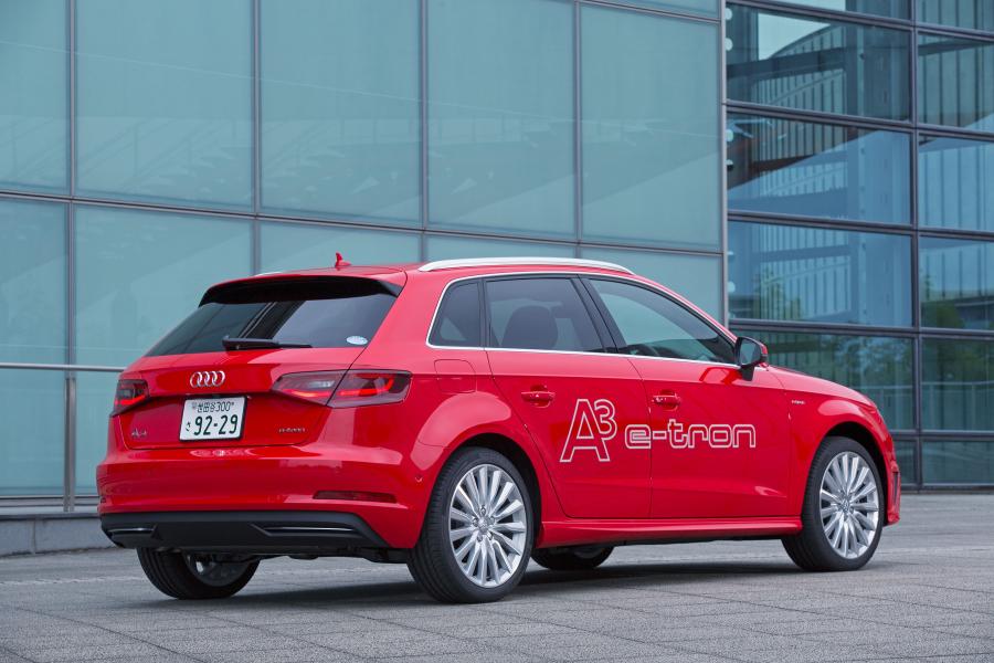  Audi A3 Sportback e-tron (8V) 2015 года  (JP) (фото 3 из 5)